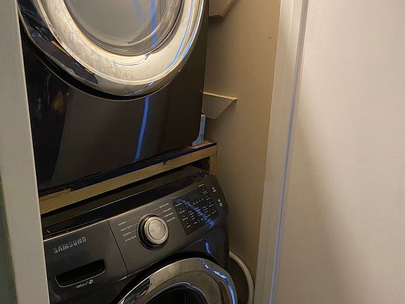 2nd floor laundry 
