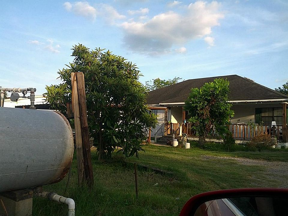 1st image of 1542 Mesquite St