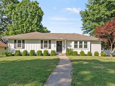 700 Glendale Rd, Liberty, MO, 64068