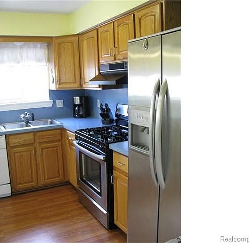 1st image of 28203 Park Ct