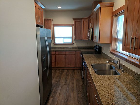5th image of 1211-1219 H Ave #1211