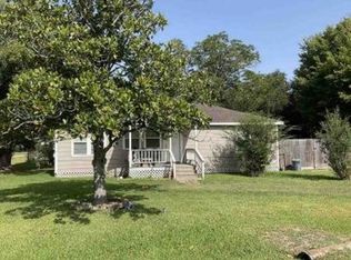 6918 Wright Rd, Hitchcock, TX 77563