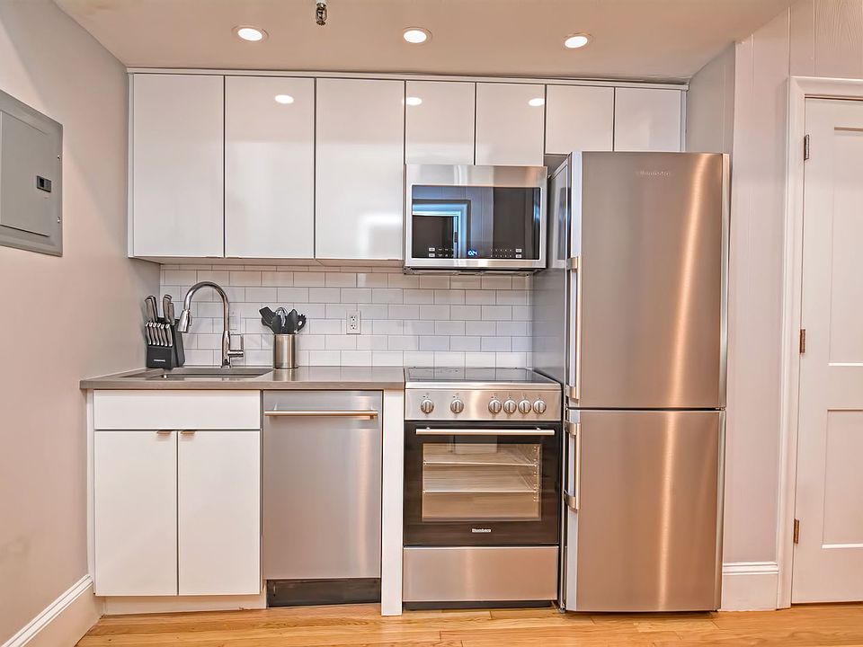 827 Boylston #101 Boston - Back Bay Unit Photo 1