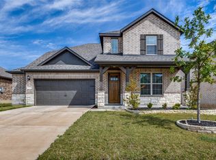 2831 Grand Lookout Ln, Arlington, TX 76001