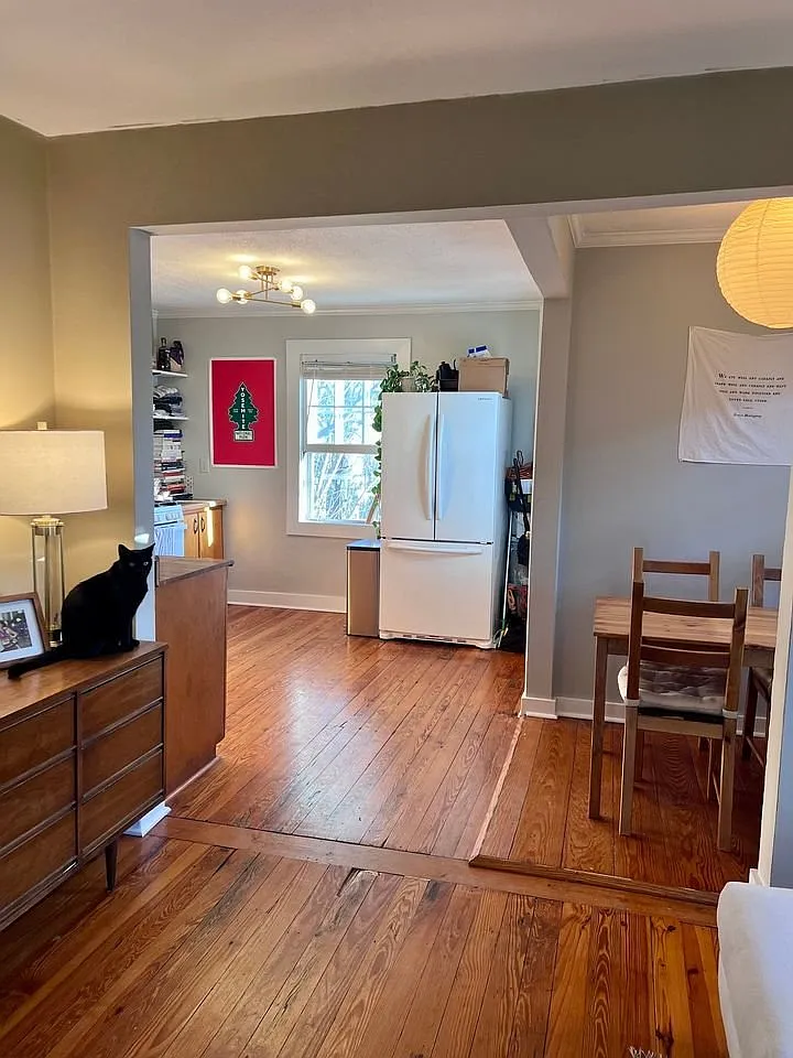 2 bed, 775 sqft, $2,000 — Photo 3