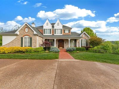 18111 Dawns Trl, Chesterfield, MO, 63005