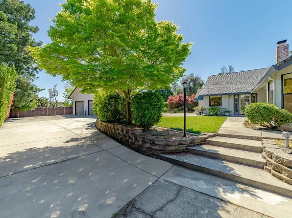 137 Berry Creek Dr, Folsom, CA 95630