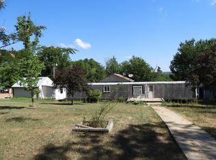 305 Pine Blvd, Lonedell, MO 63060