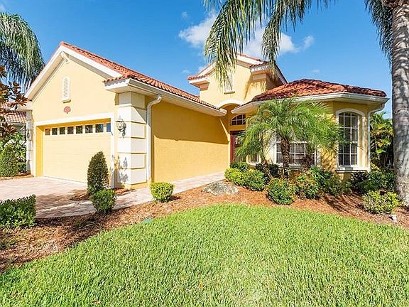 4th image of 4234 Blue Heron Cir
