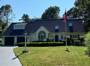 15 Coastal Ln, Hyannis, MA 02601