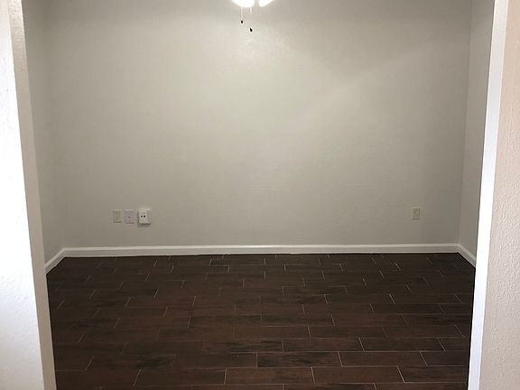 4th image of 16711 Hibiscus Ln