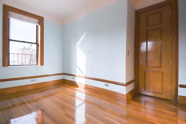 Rented by WAM Partners - William Moses Co. | media 7