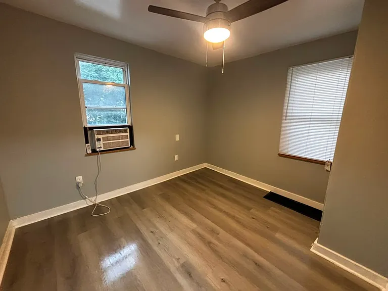 264 N Wall St — Photo 3