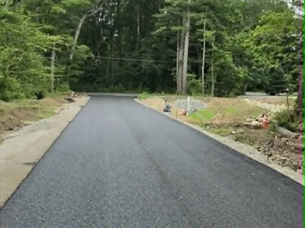 32 Lili Way, South Easton, MA 02375