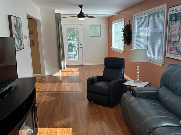 3300 26th Ave E, Bradenton, FL 34208