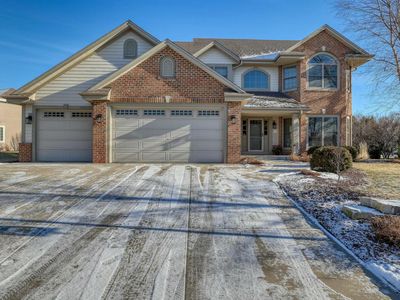 W150N7328 Wood View DRIVE, Menomonee Falls, WI, 53051