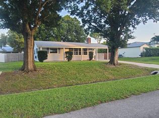 718 Tuxedo Ter, Sebastian, FL 32958