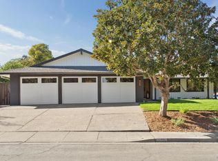 1 Meadowlark Ct, Novato, CA 94947