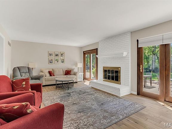 4th image of 15940 Woodlet Way Ct