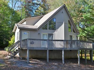 104 Totem Trl, Pocono Lake, PA 18347