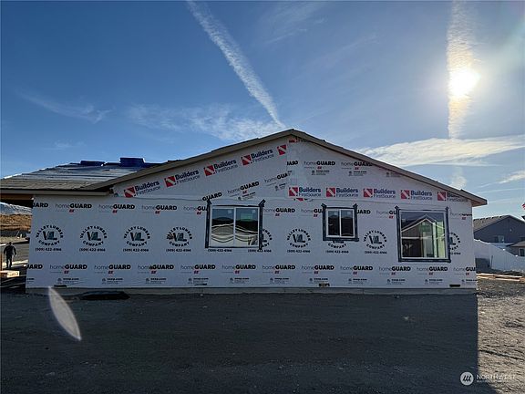 4th image of 2310 SE Noah Street