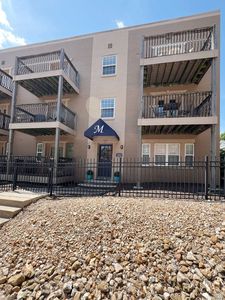 1211 W 45th St APT 3W, Kansas City, MO, 64111