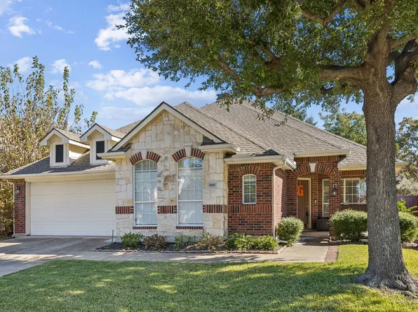 5805 Meadowcrest Ln, Sachse, TX 75048