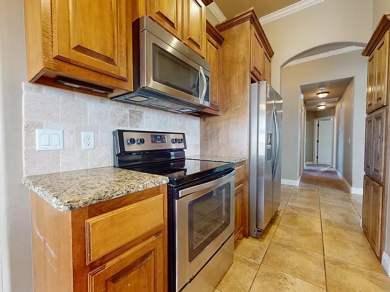 313 Marilyn Glover Dr — Photo 19