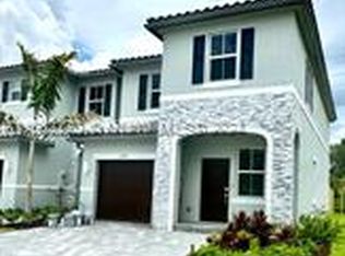 11961 NW 47th Mnr, Pompano Beach, FL 33076