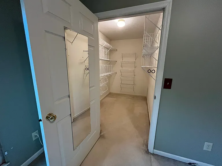 6400 Belmont Park Ct — Photo 18