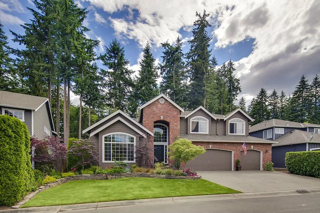 3534 211th Pl SE photo 1