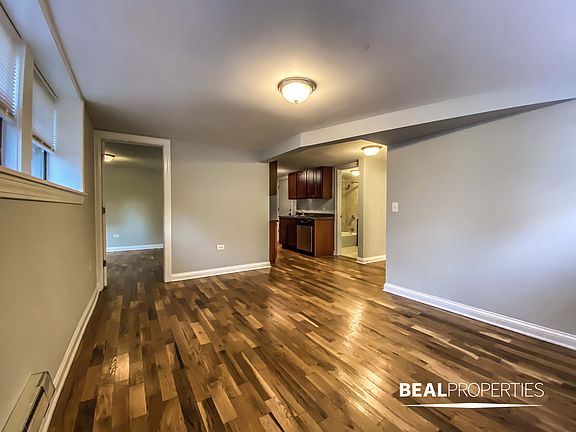 3rd image of 4407 N Wolcott Ave #1B-1Ba