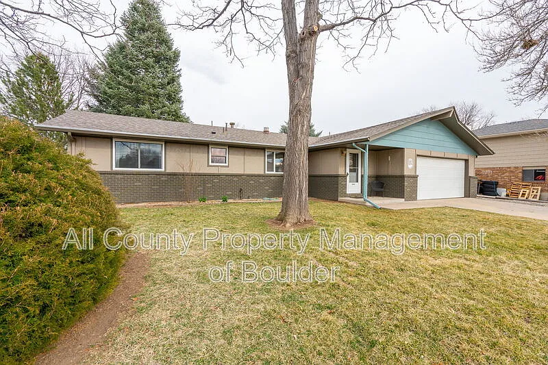 Building Photo - 2336 Smith Ct