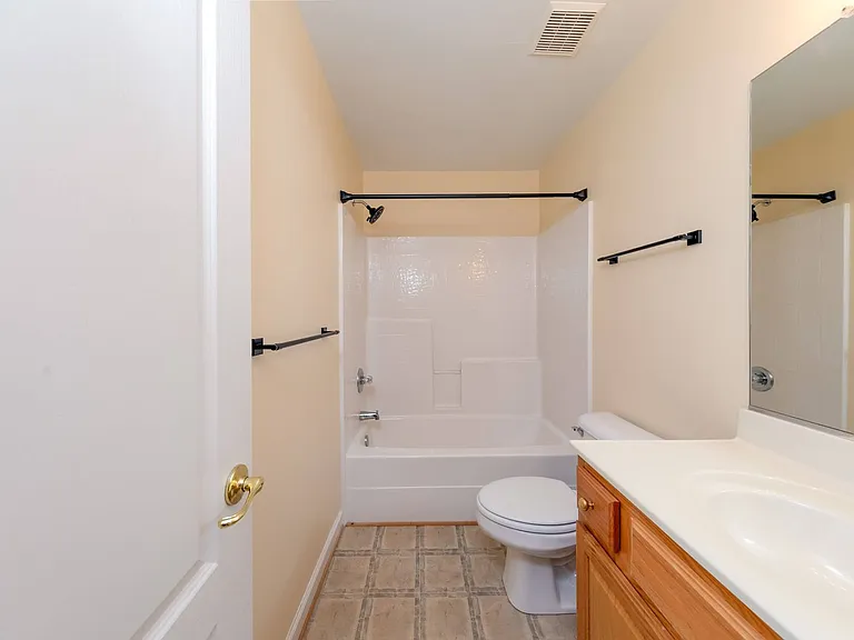 5292 Queen Bishop Ln — Photo 14