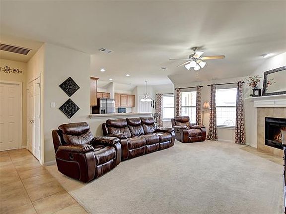 5th image of 2041 Sunny Side Dr