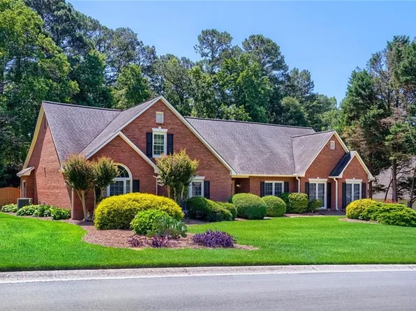 2855 Ashton Tree Ct, Dacula, GA 30019
