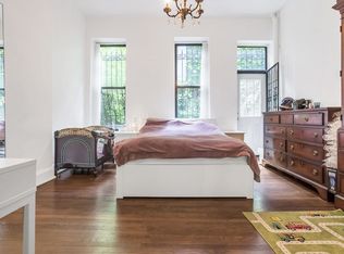 252 E 74th St APT 1, New York, NY 10021
