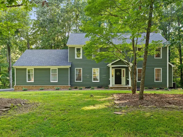 902 Dunsinane Rd, Signal Mountain, TN 37377