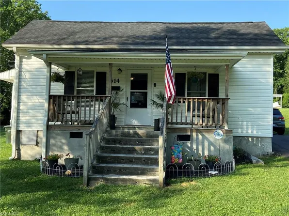 614 Hale St, Mount Airy, NC 27030