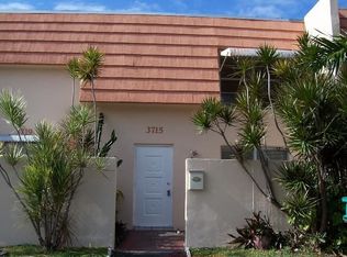 3715 SW 59th Ave, Davie, FL 33314