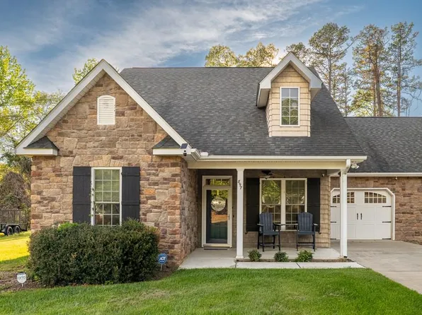 897 Old Rock Rd, Clarksville, VA 23927