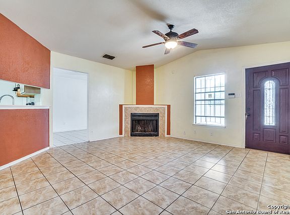 5th image of 6004 Fishers Bend St