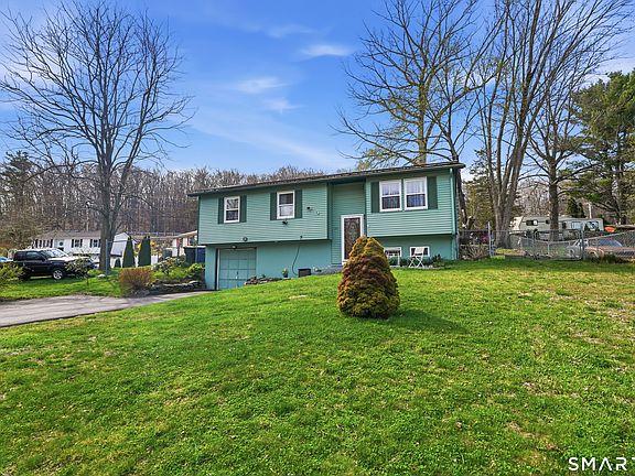 3rd image of 22 Spring View Lane