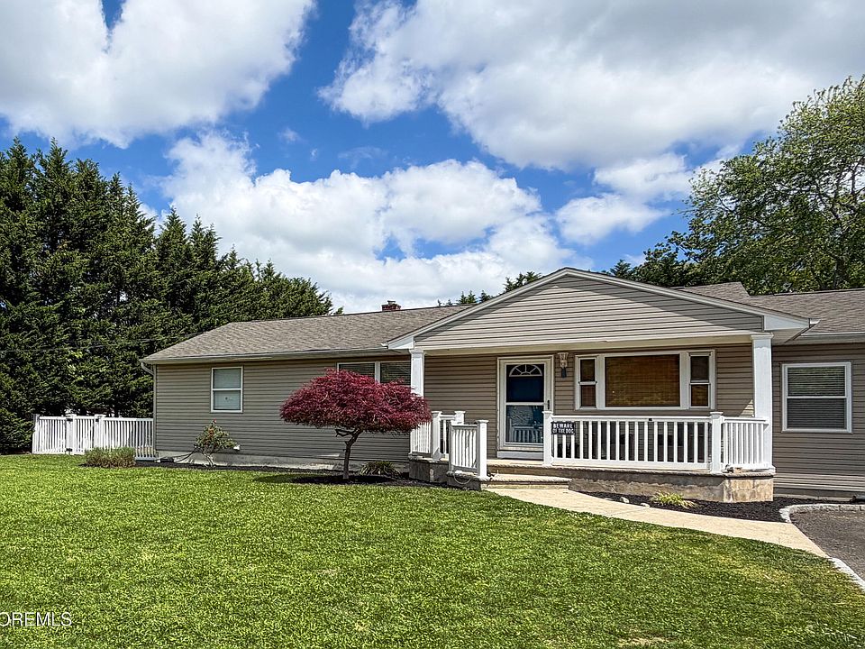 1st image of 955 Stamler Drive