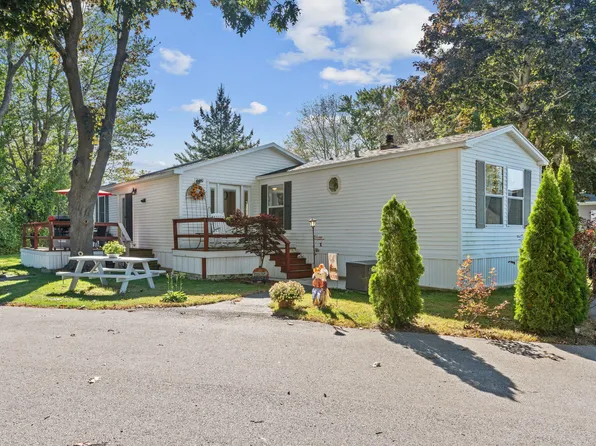 112 Blackberry Place, Kittery, ME 03904