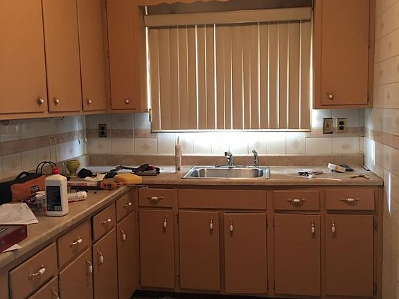 2nd image of 140 Norwood Ave #1
