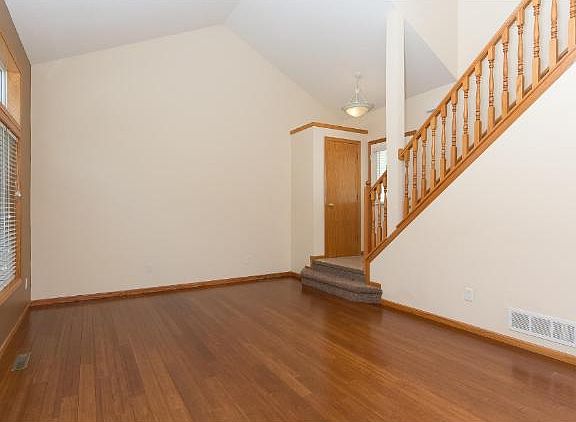 2nd image of 1108 Melody Ct NW