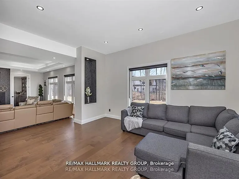 595 Shoreway Dr — Photo 10