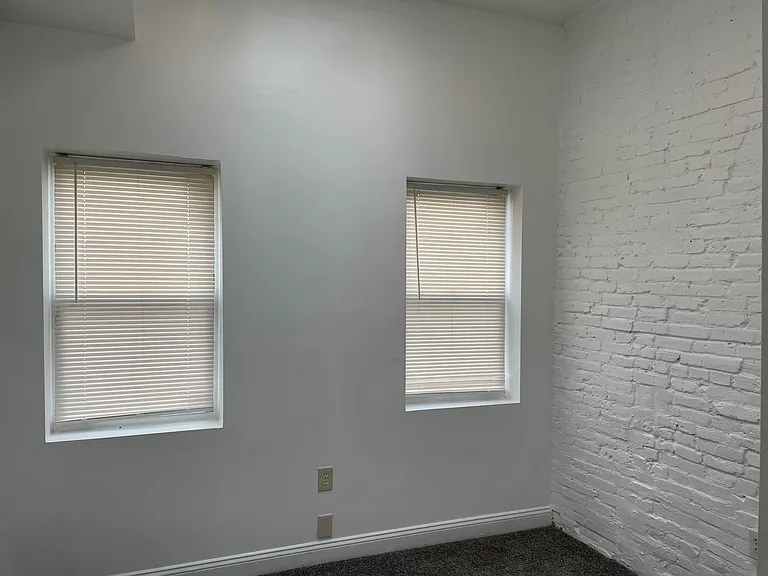 864 Carroll St — Photo 12
