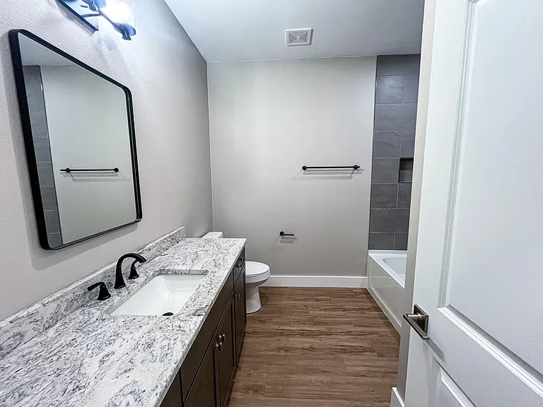 2879 Leahs Ln — Photo 3